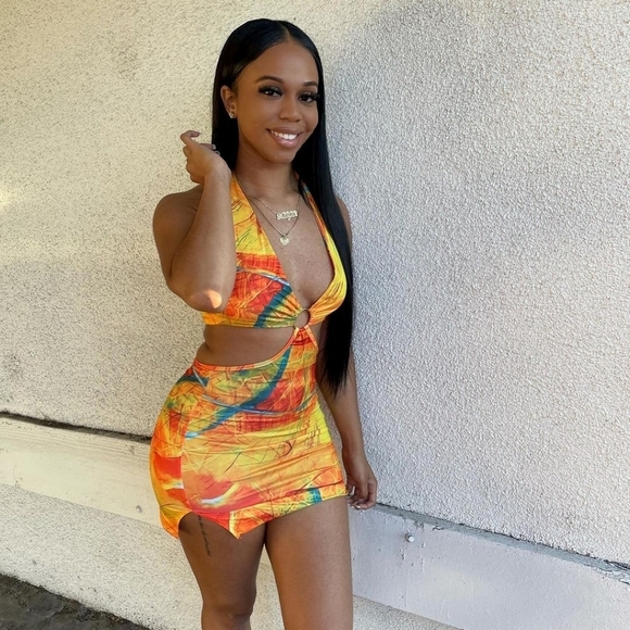 Halter Summer dress - Picture 4 of 4